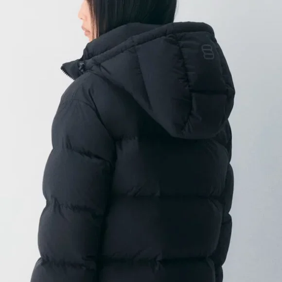 Like new! Aritzia The Super Puff Shorty cliMATTE Goose Down Jacket in Black Sz M - Picture 2 of 12
